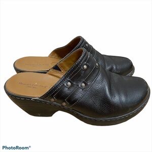 Brown’s Landing Leather Hannah Mules Black 7.5